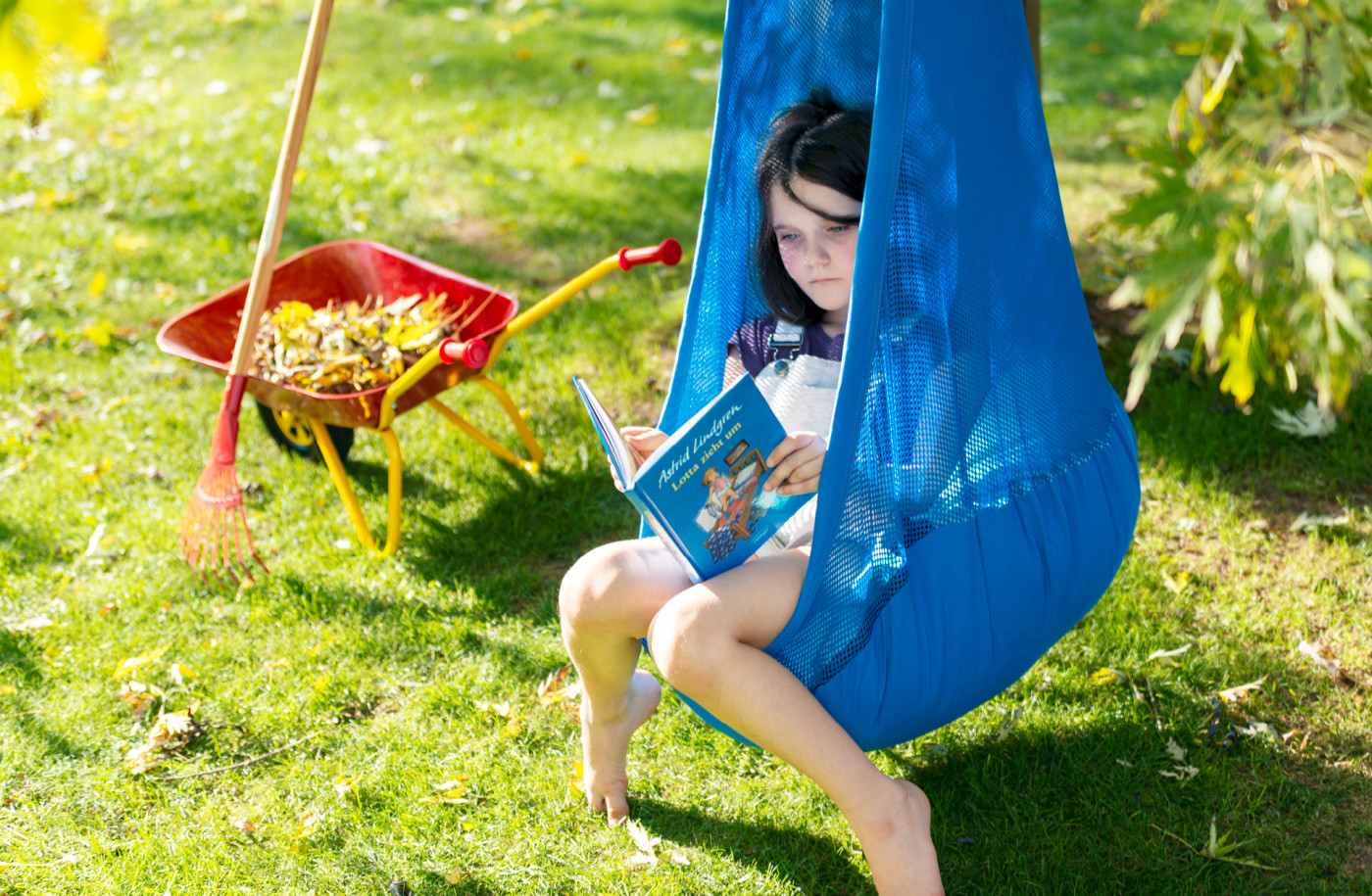 Joki Air Moby - Indoor & Outdoor Max Kids Hanging Nest with Suspension