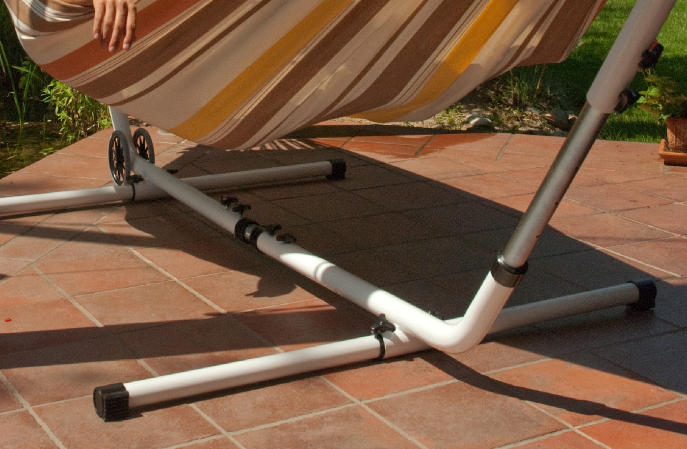 Mediterráneo Crème - Powder Coated Steel Stand for Single or Double Hammocks